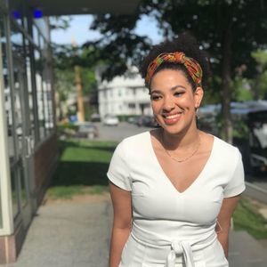 Meet your Posher, Arielle